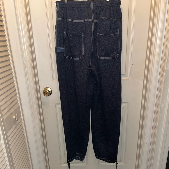 KOMAN SPORTS Men’s Denim Front & Sweatpants Back Pants. Sz XL. Waist 34. - Picture 5 of 9